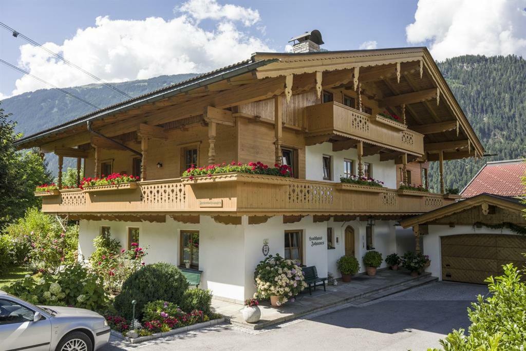 Landhaus Johannes Mayrhofen Exterior foto
